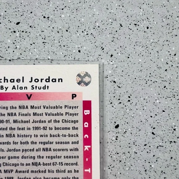 1992-93 Upper Deck Michael Jordan 67 MVP B - Near Mint💎 - Picture 8 of 10